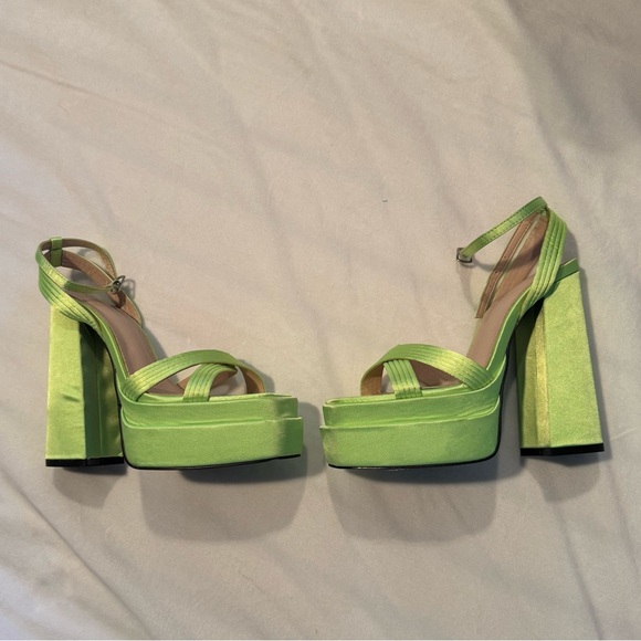 Glamorous satin platformed heeled sandals in lime. - Picture 1 of 8